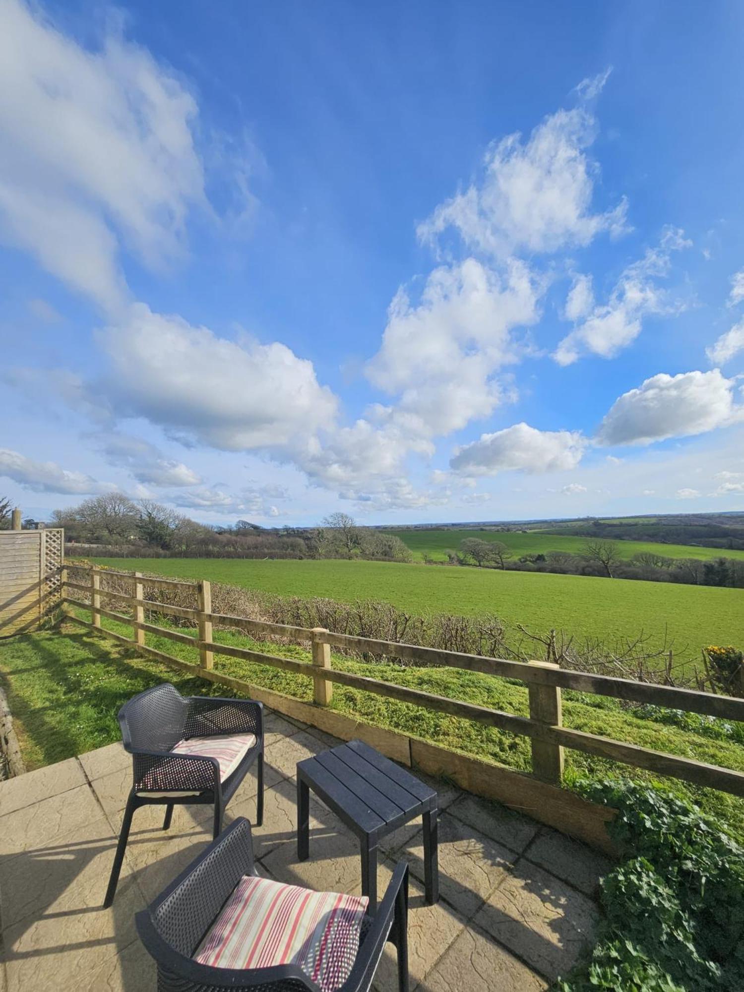 Meadow View Villa Haverfordwest Exterior photo