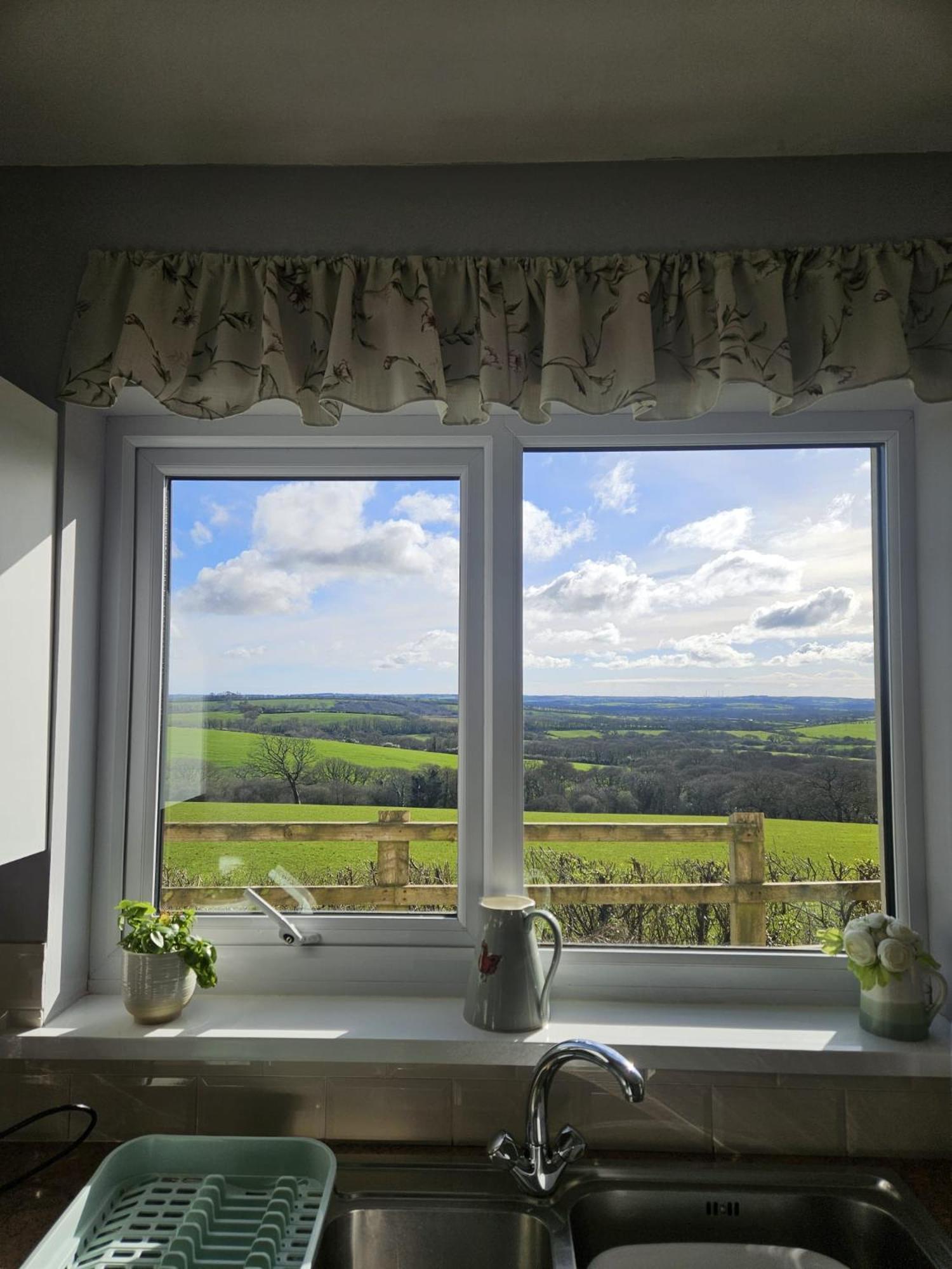 Meadow View Villa Haverfordwest Exterior photo