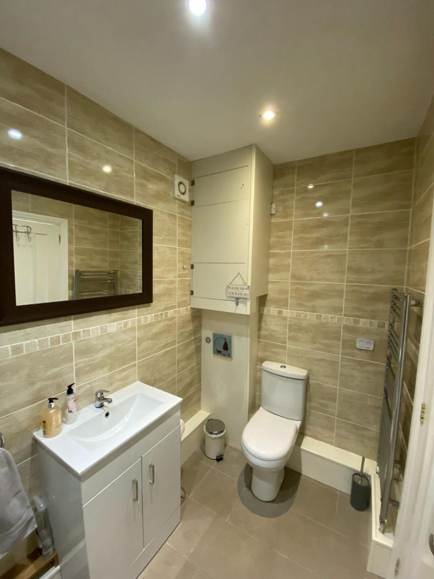 Meadow View Villa Haverfordwest Exterior photo